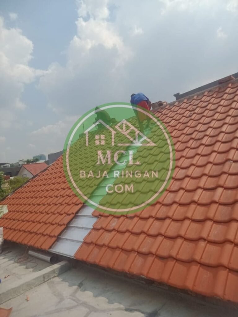 jasa pasang atap baja ringan tukang profesional miraclebajaringan.com 049 jasa pasang atap baja ringan tukang profesional miraclebajaringan.com 049